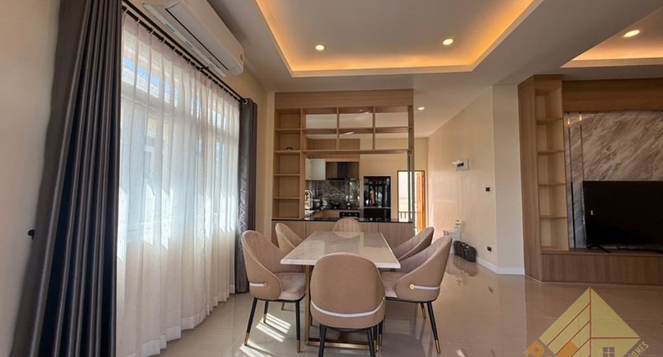 出租 3 卧室 独立屋 在 Bang Lamung, Chon Buri