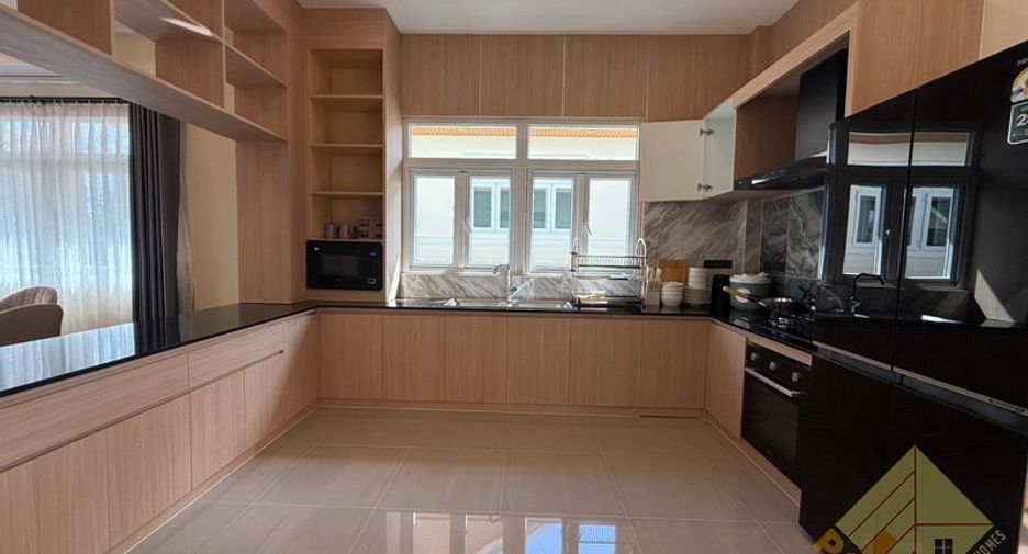 出租 3 卧室 独立屋 在 Bang Lamung, Chon Buri