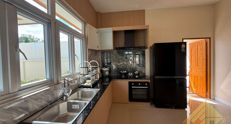 出租 3 卧室 独立屋 在 Bang Lamung, Chon Buri