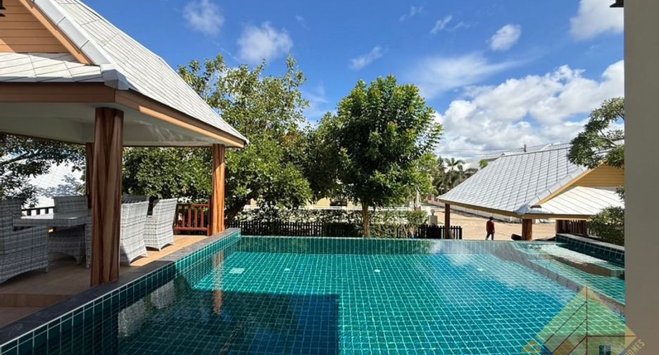 出租 3 卧室 独立屋 在 Bang Lamung, Chon Buri