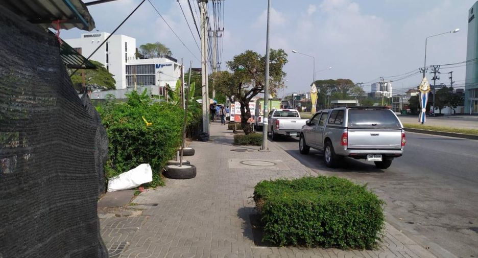 Grundstück zum Kauf in Bang Kapi, Bangkok