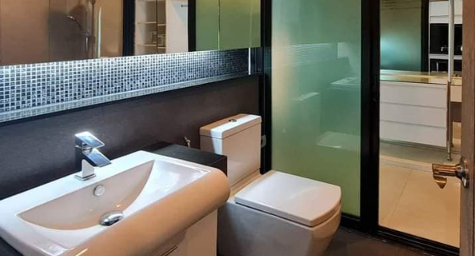 For rent 1 bed condo in Bang Lamung, Chonburi