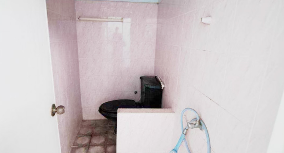 For sale 1 Beds house in Phanat Nikhom, Chonburi