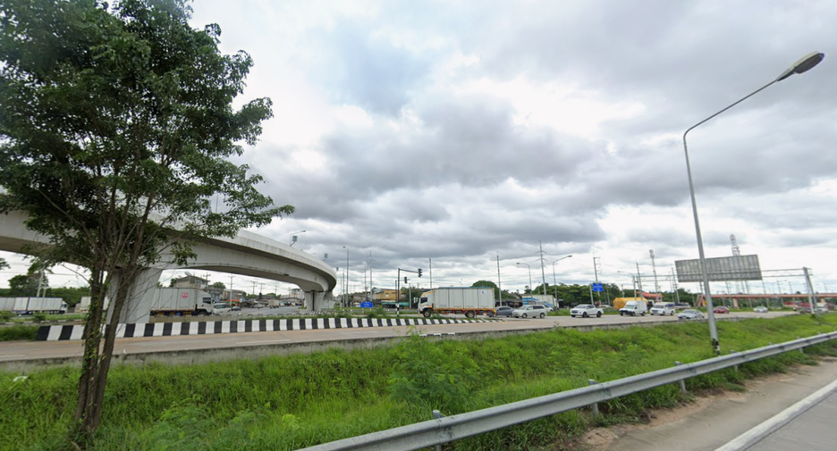 Terreno en venta en Si Racha, Chonburi