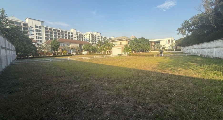 出售 20 卧室 独立屋 在 Na Chom Thian, 芭提雅