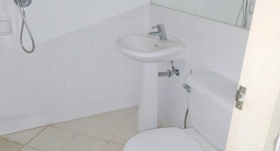 Casa adosada en venta de 5 habitaciones en Khan Na Yao, Bangkok