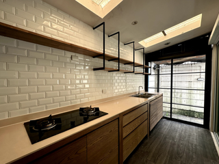 Casa adosada en venta de 3 habitaciones en Bang Khun Thian, Bangkok