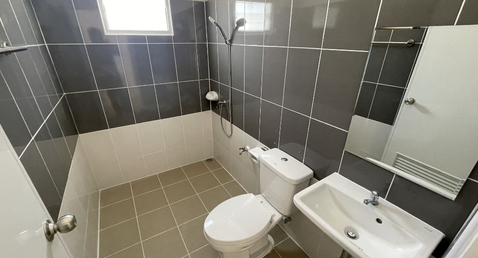 À vendre 2 chambres maison à Mueang Chon Buri, Chonburi