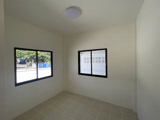 À vendre 2 chambres maison à Mueang Chon Buri, Chonburi