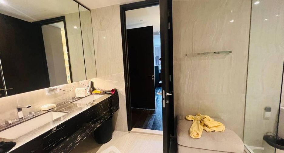 À vendre 3 chambres condo à Watthana, Bangkok