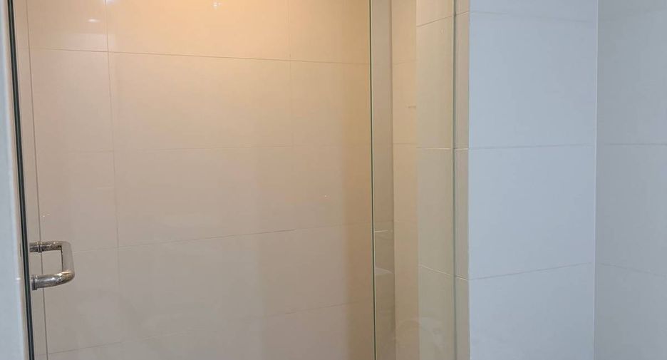 À louer 2 chambres condo à Watthana, Bangkok