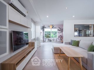 Haus zur Miete mit 3 Zimmer in Prawet, Bangkok