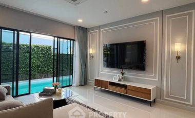 Casa en alquiler de 4 habitaciones en Saphan Sung, Bangkok