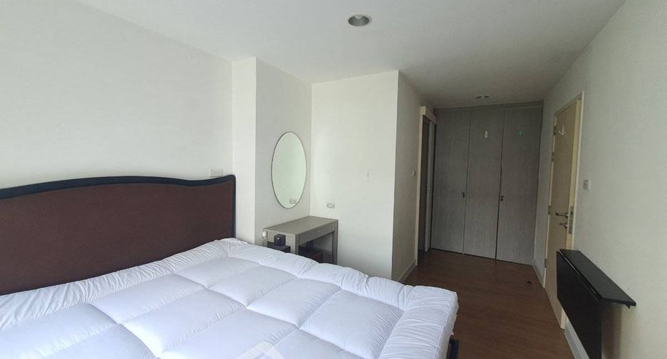 Wohnung zur Miete mit 2 Zimmer in Phra Khanong, Bangkok