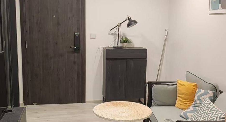 For rent 1 bed condo in Huai Khwang, Bangkok