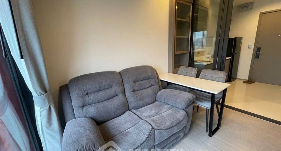 出租 1 卧室 公寓 在 Huai Khwang, 曼谷