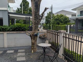 出租 4 卧室 独立屋 在 Lat Krabang, 曼谷