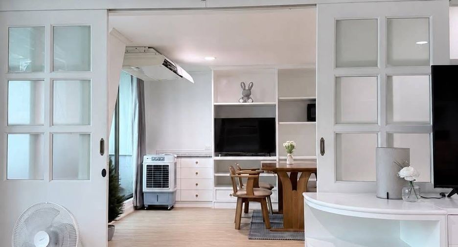 Condo en alquiler de 2 habitaciones en Sathon, Bangkok