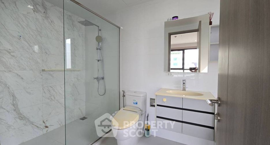 Condo en alquiler de 2 habitaciones en Watthana, Bangkok