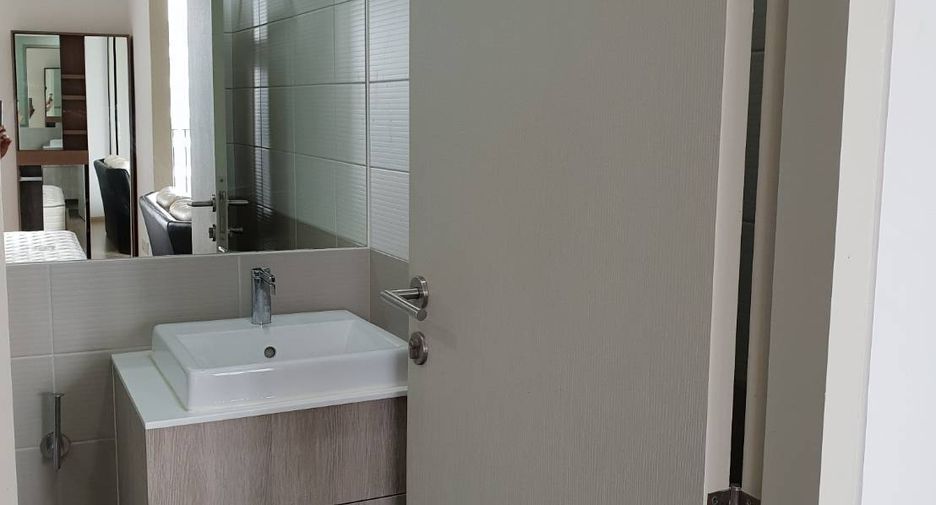 Аренда 1 кровать кондо в Ратчатхещи, Бангкок