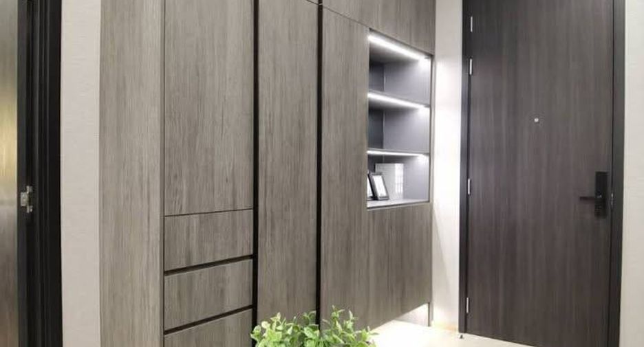 For rent 1 bed condo in Phaya Thai, Bangkok