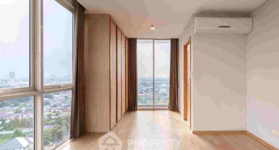For rent 2 bedrooms condo in Lak Si, Bangkok