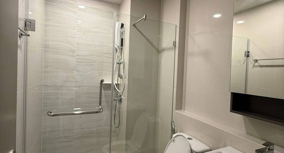 For rent 1 Beds condo in Phra Khanong, Bangkok