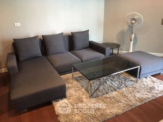 For rent 2 bedrooms condo in Huai Khwang, Bangkok