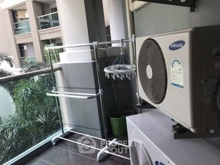For rent 2 bedrooms condo in Huai Khwang, Bangkok