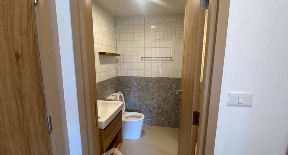 For rent 2 bedrooms condo in Chatuchak, Bangkok