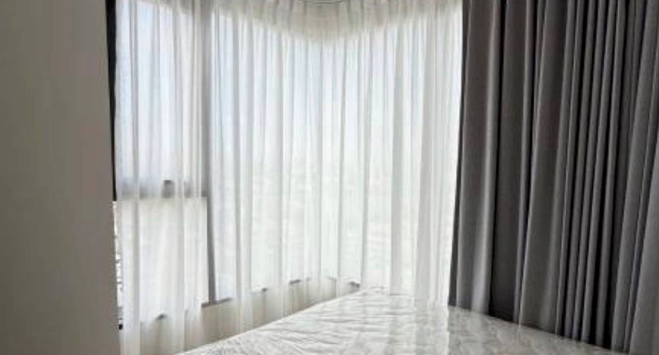 For rent 2 bedrooms condo in Bangkok Noi, Bangkok