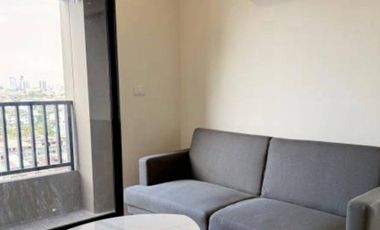 For rent 2 bedrooms condo 