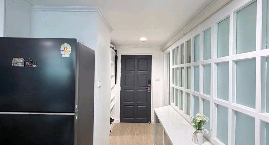 Condo en alquiler de 2 habitaciones en Sathon, Bangkok