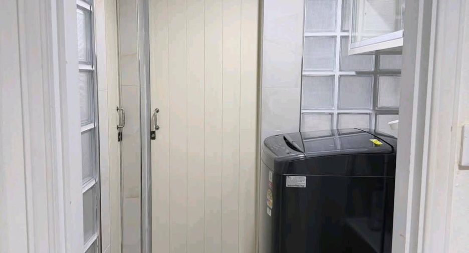 Condo en alquiler de 2 habitaciones en Sathon, Bangkok
