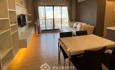 For rent 2 bedrooms condo in Khlong San, Bangkok