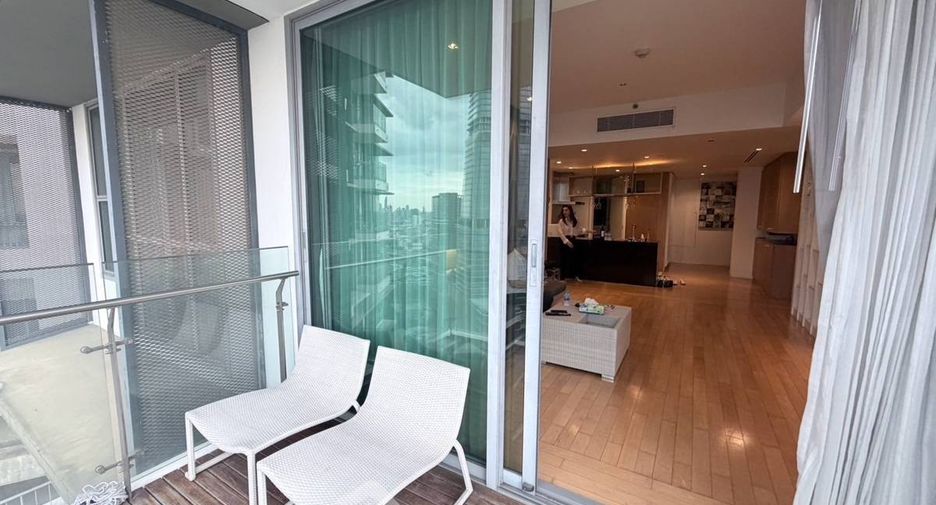 Condo en alquiler de 2 habitaciones en Yan Nawa, Bangkok