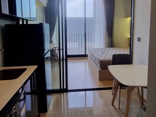 For rent 1 bed condo in Phaya Thai, Bangkok