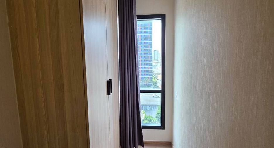 For rent 2 bedrooms condo in Bang Kapi, Bangkok