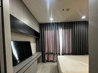 À louer 2 chambres condo à Yan Nawa, Bangkok