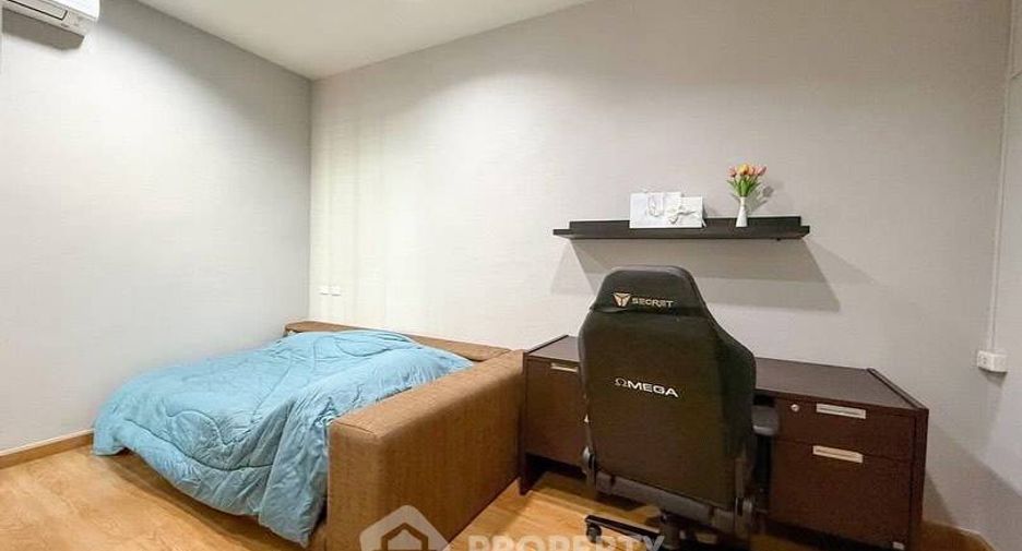 Аренда 2 спальни кондо в Ратчатхещи, Бангкок