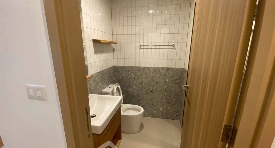 For rent 2 bedrooms condo in Chatuchak, Bangkok