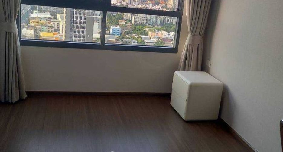 Wohnung zur Miete mit 2 Zimmer in Phra Khanong, Bangkok