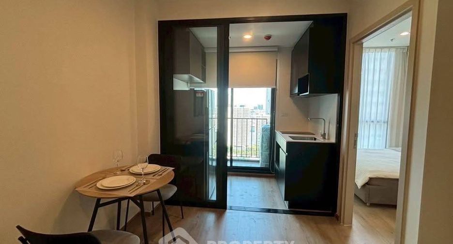 À louer 1 chambre condo à Huai Khwang, Bangkok