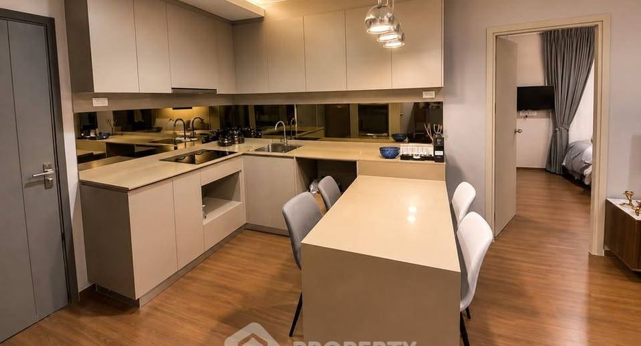 Wohnung zur Miete mit 2 Zimmer in Phra Khanong, Bangkok