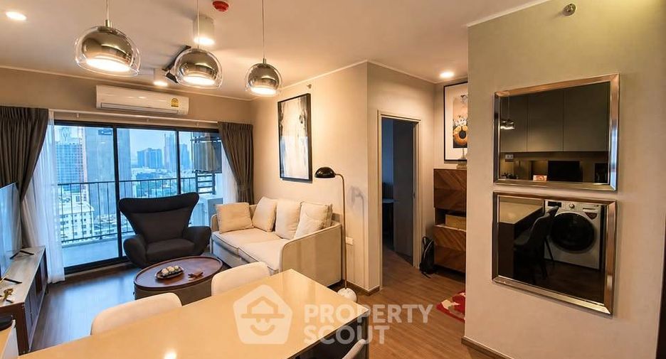 Wohnung zur Miete mit 2 Zimmer in Phra Khanong, Bangkok