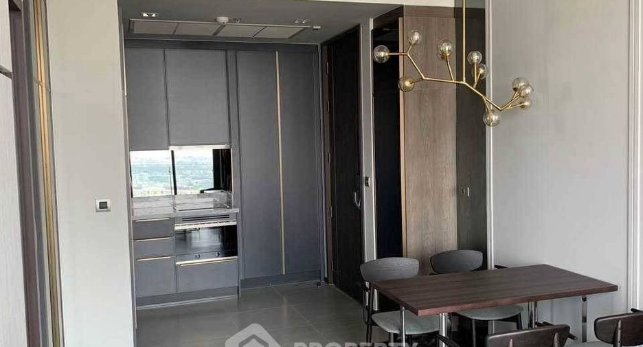 For rent 1 bed condo in Phaya Thai, Bangkok