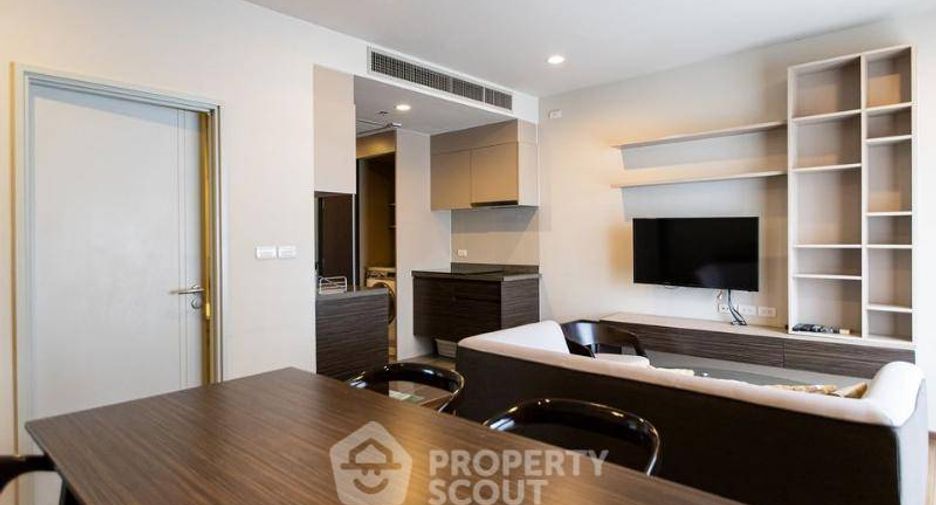 For rent 2 bedrooms condo in Phaya Thai, Bangkok