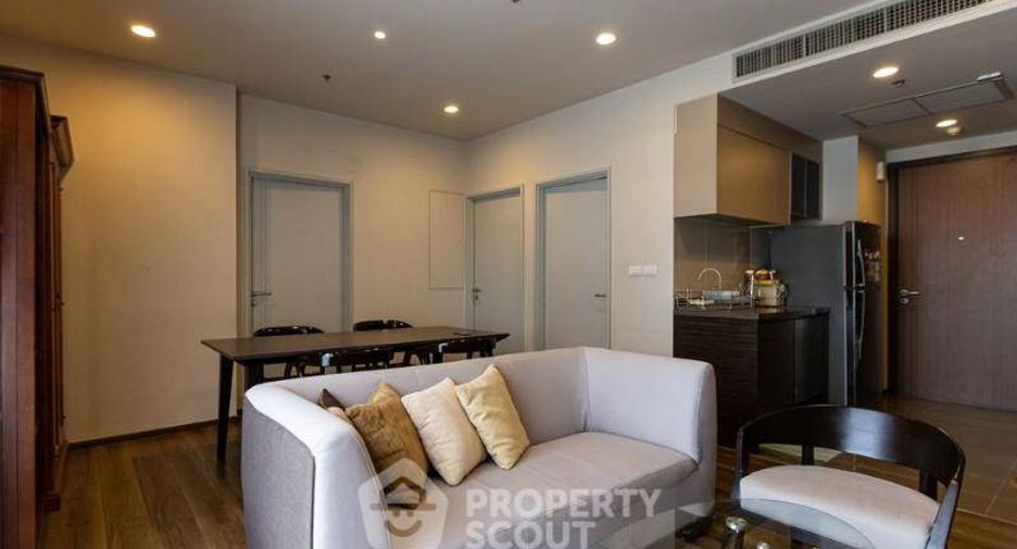 For rent 2 bedrooms condo in Phaya Thai, Bangkok