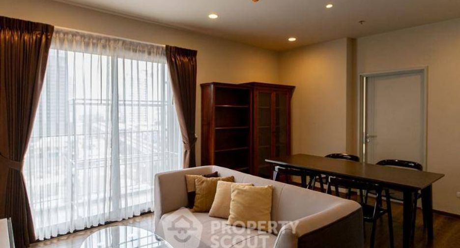 For rent 2 bedrooms condo in Phaya Thai, Bangkok