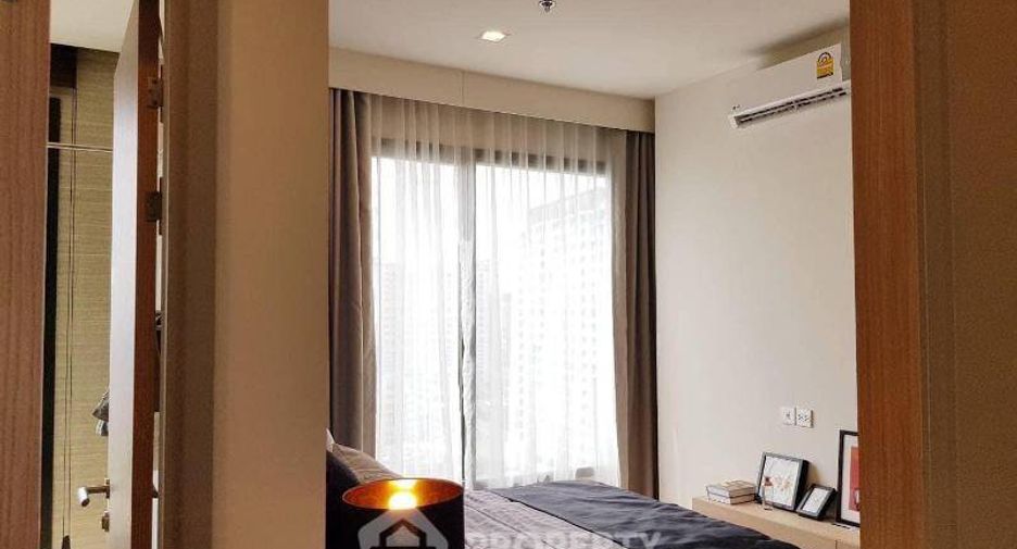 For rent 2 bedrooms condo in Phaya Thai, Bangkok